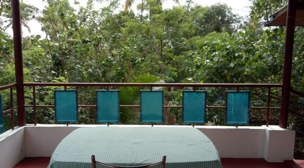 Loveshore Marari มาราริคุลาม ภายนอก รูปภาพ